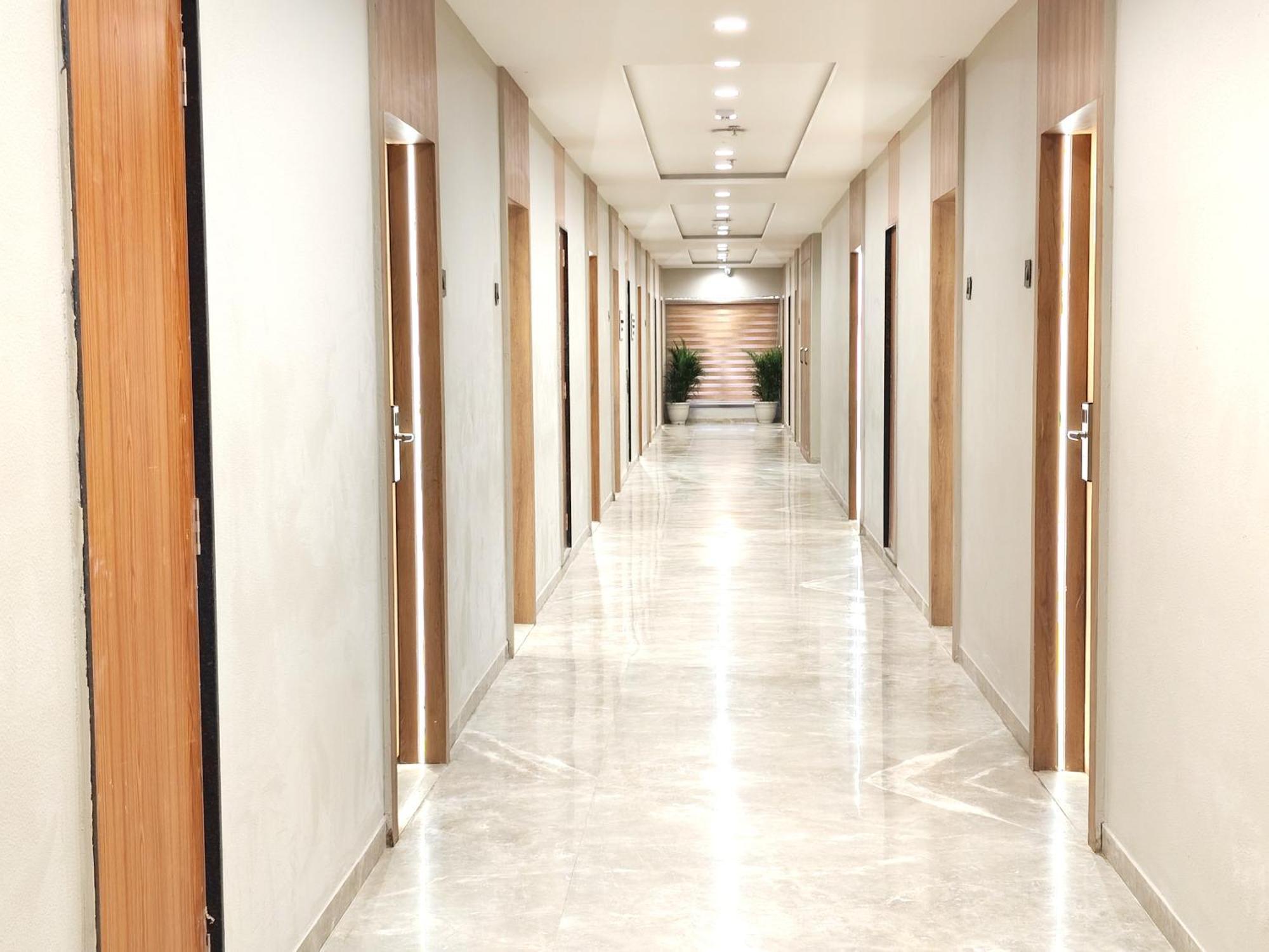 The Sky Imperial Hotel Kailash Jamnagar Luaran gambar